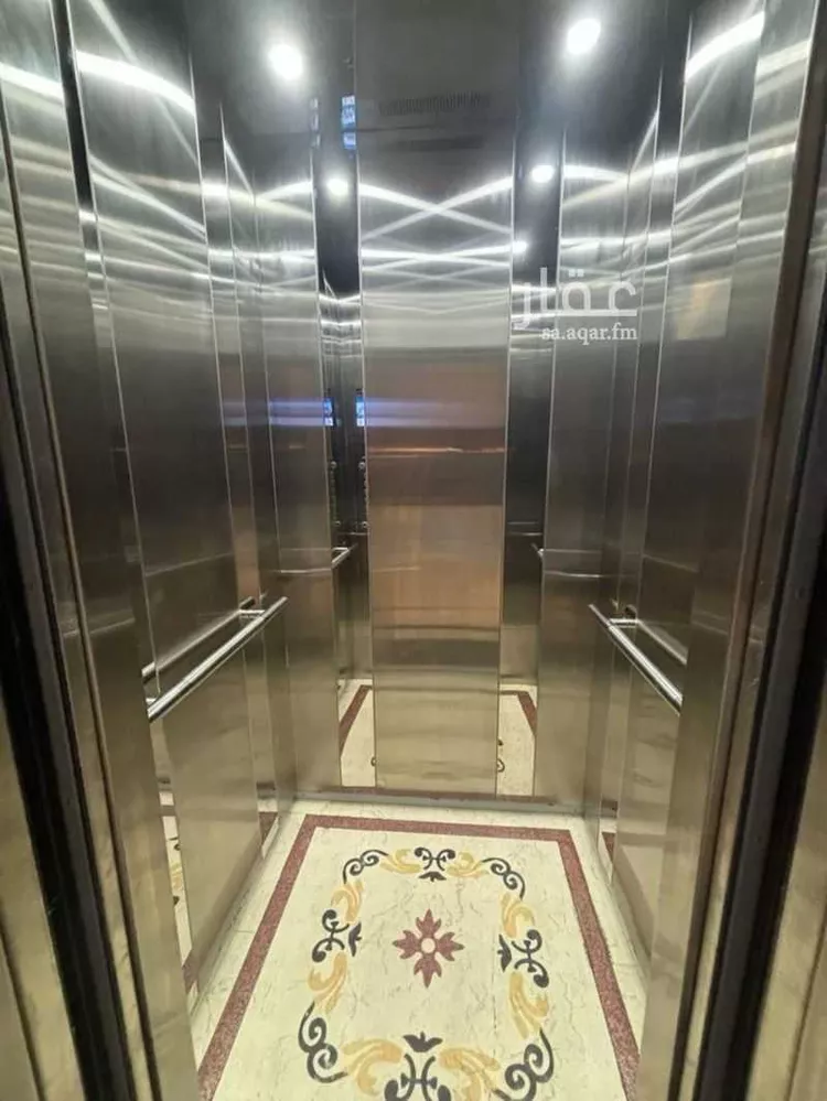 عمارة للبيع في شارع البازجي, حي البوادي, مدينة جدة, منطقة مكة المكرمة صورة 2