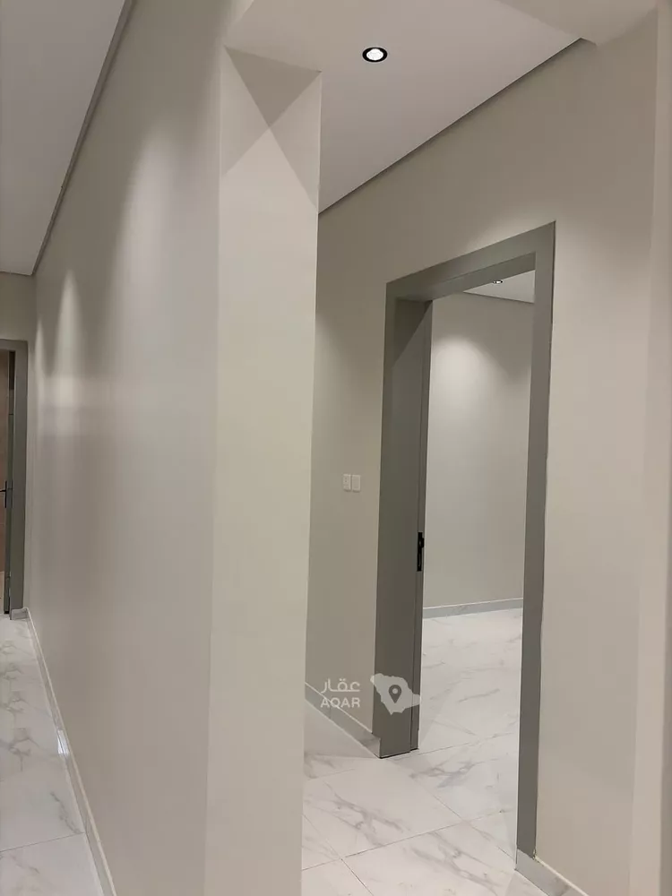 عمارة للبيع في شارع جبل الحسي, حي القادسية, مدينة الرياض, منطقة الرياض 18
