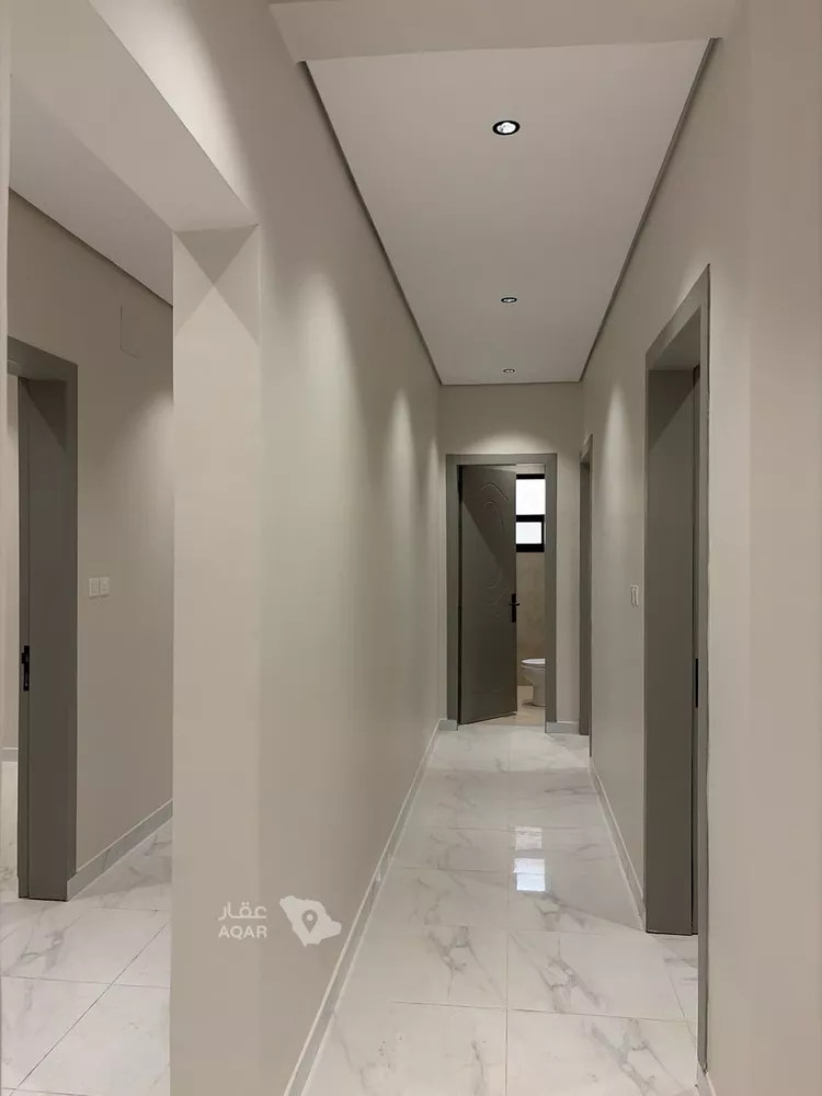 عمارة للبيع في شارع جبل الحسي, حي القادسية, مدينة الرياض, منطقة الرياض 23