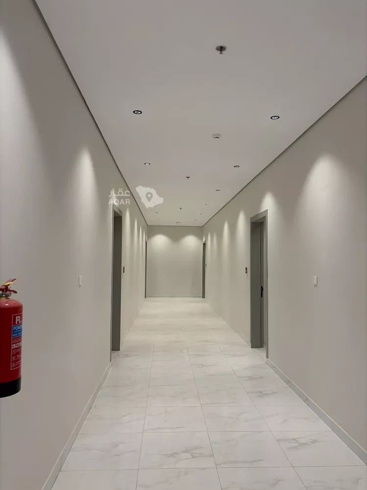 عمارة للبيع في شارع جبل الحسي, حي القادسية, مدينة الرياض, منطقة الرياض 7