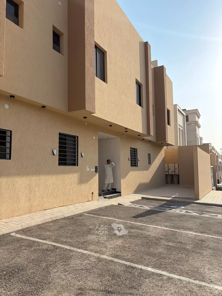 عمارة للبيع في شارع جبل الحسي, حي القادسية, مدينة الرياض, منطقة الرياض 3