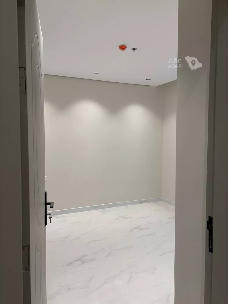 عمارة للبيع في شارع جبل الحسي, حي القادسية, مدينة الرياض, منطقة الرياض 17