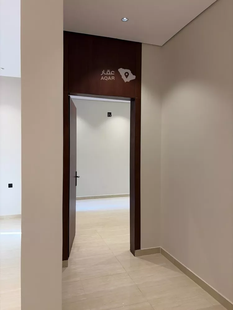 دور للبيع في شارع ابي العطاء, حي المعيزيلة, مدينة الرياض, منطقة الرياض 18