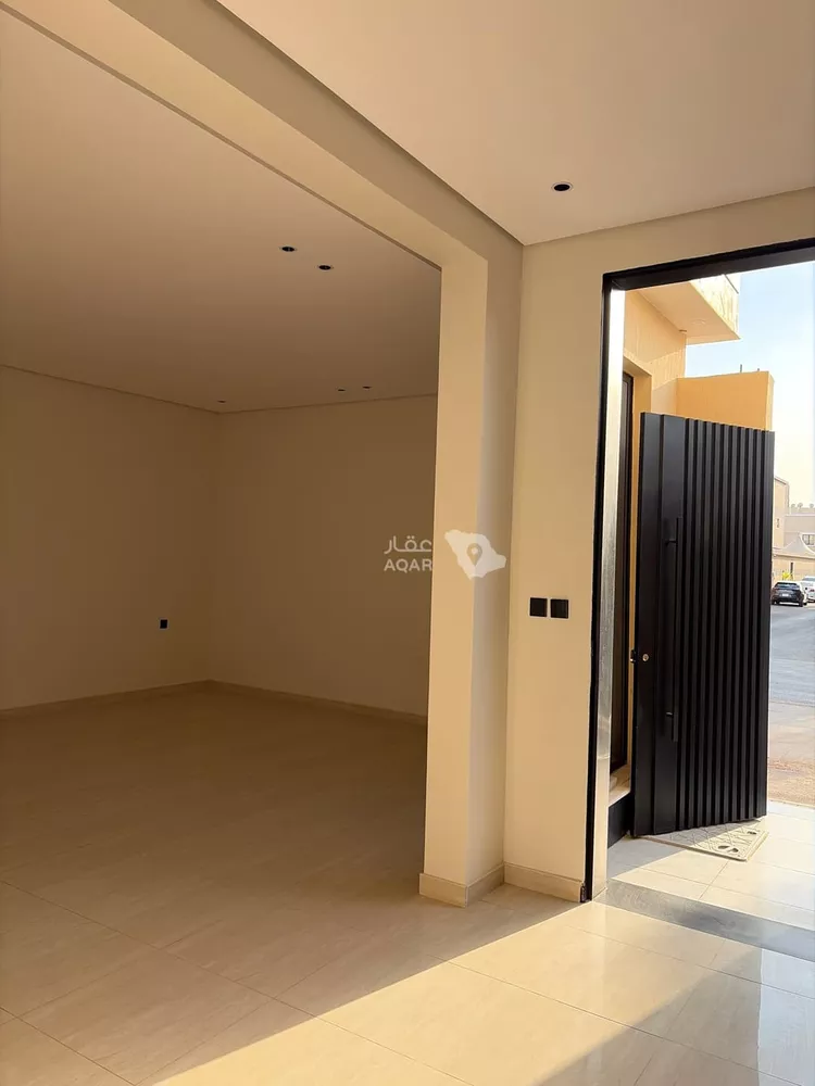 دور للبيع في شارع ابي العطاء, حي المعيزيلة, مدينة الرياض, منطقة الرياض 7