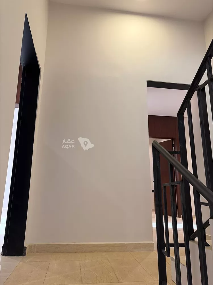 دور للبيع في شارع ابي العطاء, حي المعيزيلة, مدينة الرياض, منطقة الرياض 25