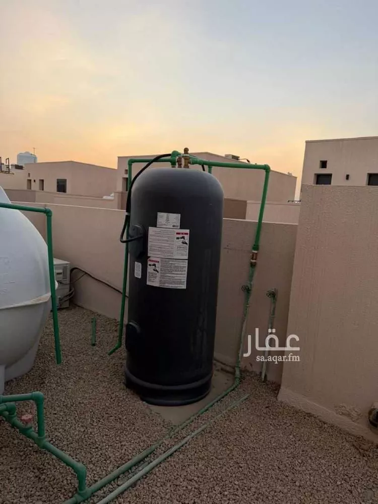 فيلا للإيجار في شارع جنوب شارع ريحانه, حي النرجس, مدينة الرياض, منطقة الرياض 6
