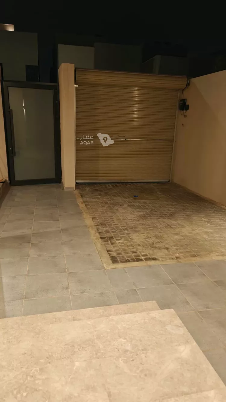 فيلا للإيجار في شارع جنوب شارع ريحانة, حي النرجس, مدينة الرياض, منطقة الرياض 8