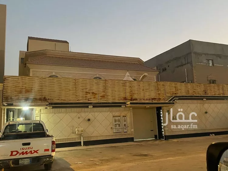 فيلا للبيع في شارع طلق اليمامي, حي النظيم, مدينة الرياض, منطقة الرياض