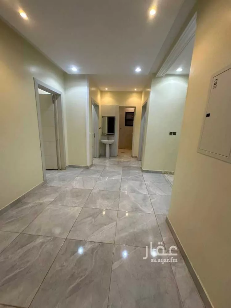 فيلا للإيجار في شارع الزهو, حي الندوة, مدينة الرياض, منطقة الرياض صورة 3