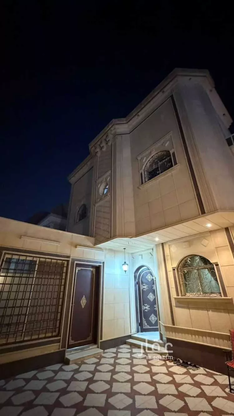 فيلا للبيع في شارع عبدالملك الأصمعي, حي النسيم الغربي, مدينة الرياض, منطقة الرياض صورة 3