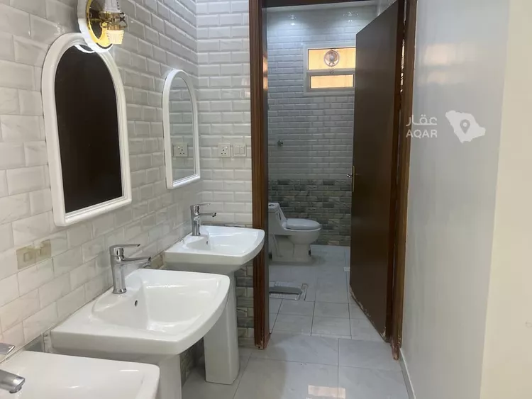 Floor for Rent in Riyadh As Saadah 8