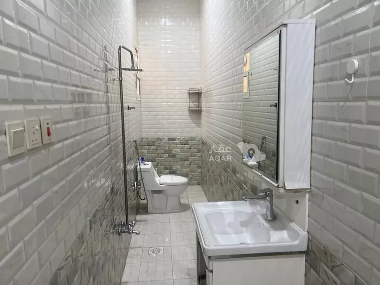 Floor for Rent in Riyadh As Saadah 13
