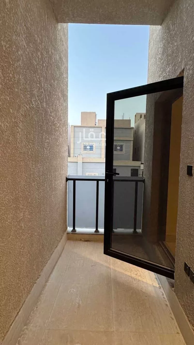 فيلا للإيجار في شارع يوسف اللخمي ، حي الرمال ، الرياض ، منطقة الرياض صورة 5