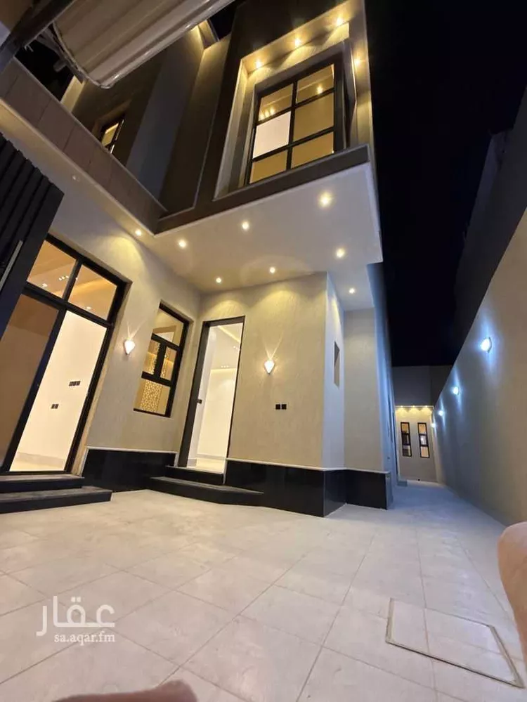 Villa for Sale in Riyadh Badr 7