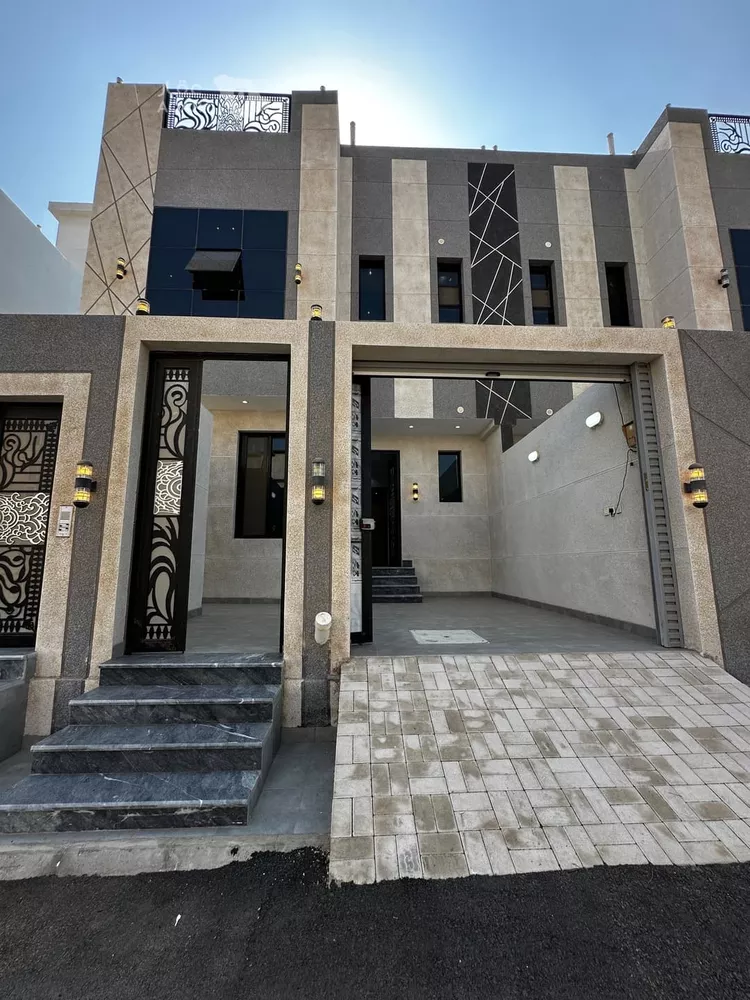 فيلا للبيع في شارع فيه, حي الرياض, مدينة جدة, منطقة مكة المكرمة 3