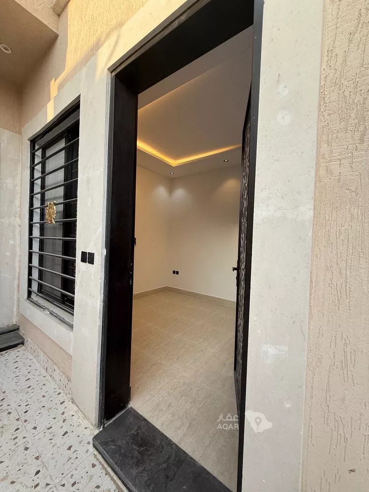 Floor for Rent in Riyadh Badr 4