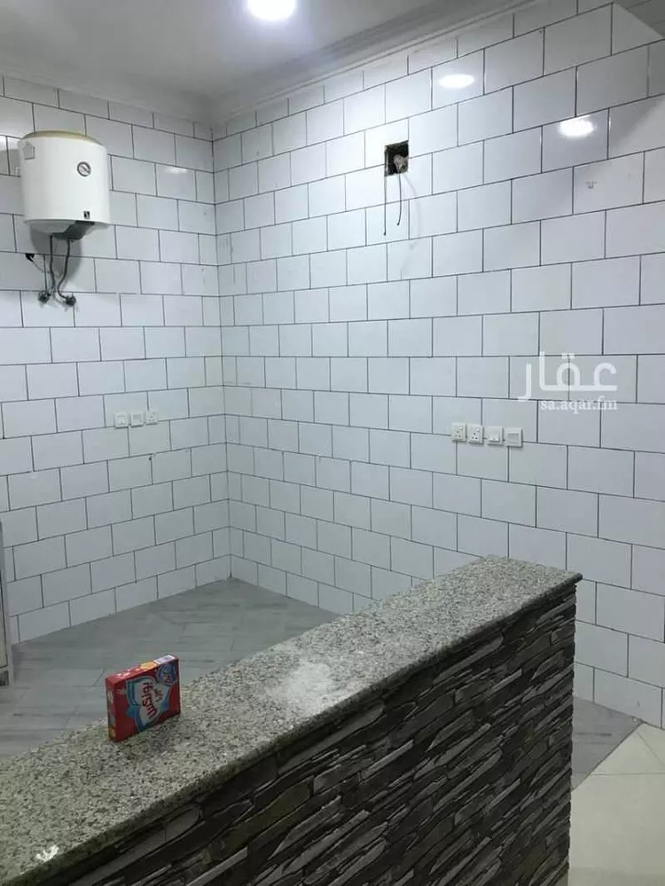 عمارة للإيجار في شارع سفيان بن عوف, حي العزيزية, مدينة الرياض, منطقة الرياض صورة 5