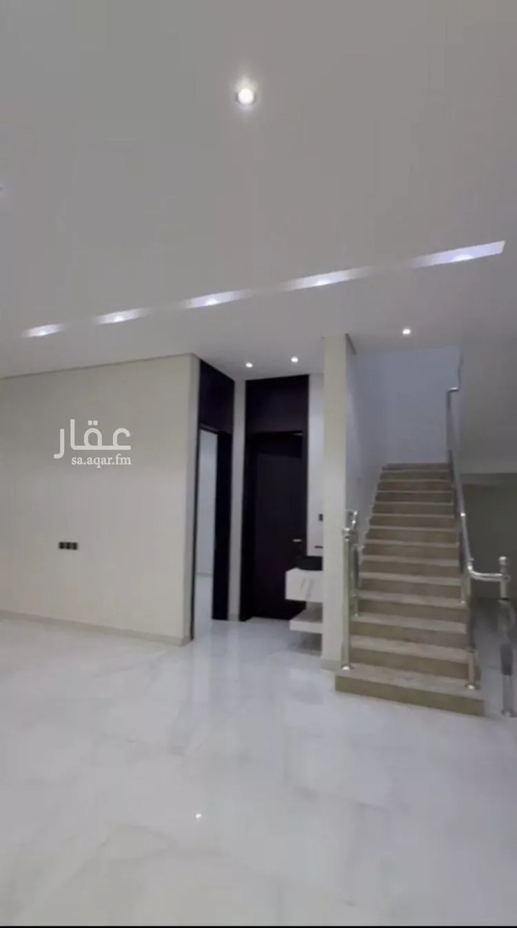 فيلا للبيع في شارع أم العصافير, حي المعيزيلة, مدينة الرياض, منطقة الرياض