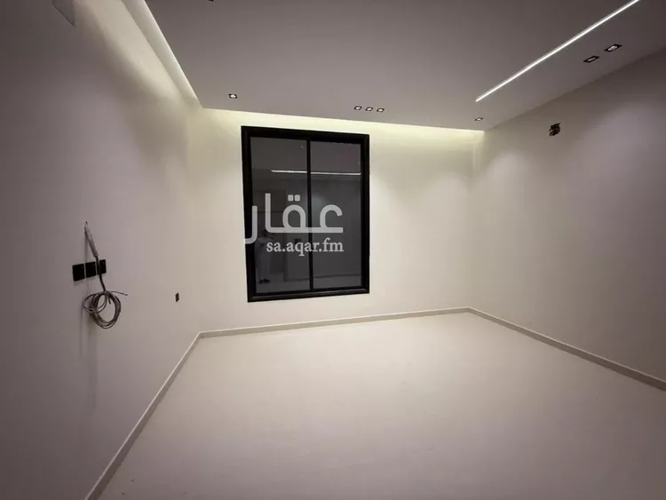 دور للبيع في شارع المقدام بن معد يكرب, حي نوارة, مدينة المزاحمية, منطقة الرياض صورة 2