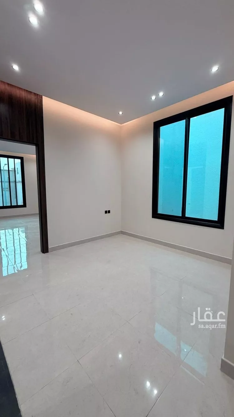 فيلا للبيع في شارع عبدالرحمن بن مفيريج, حي العريجاء الأوسط, مدينة الرياض, منطقة الرياض 8