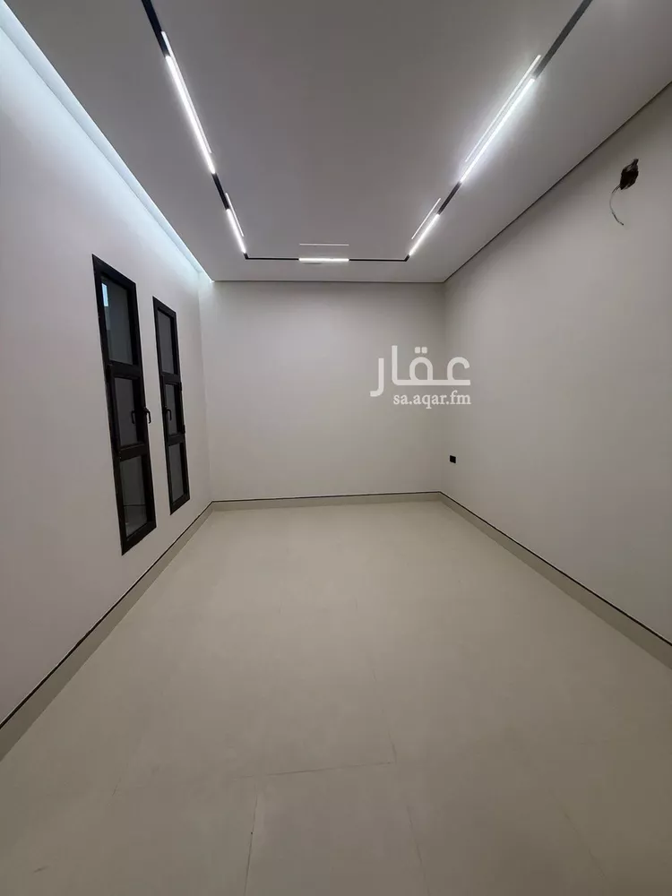 فيلا للبيع في شارع عبدالعزيز بن عبدالملك, حي طويق, مدينة الرياض, منطقة الرياض صورة 4