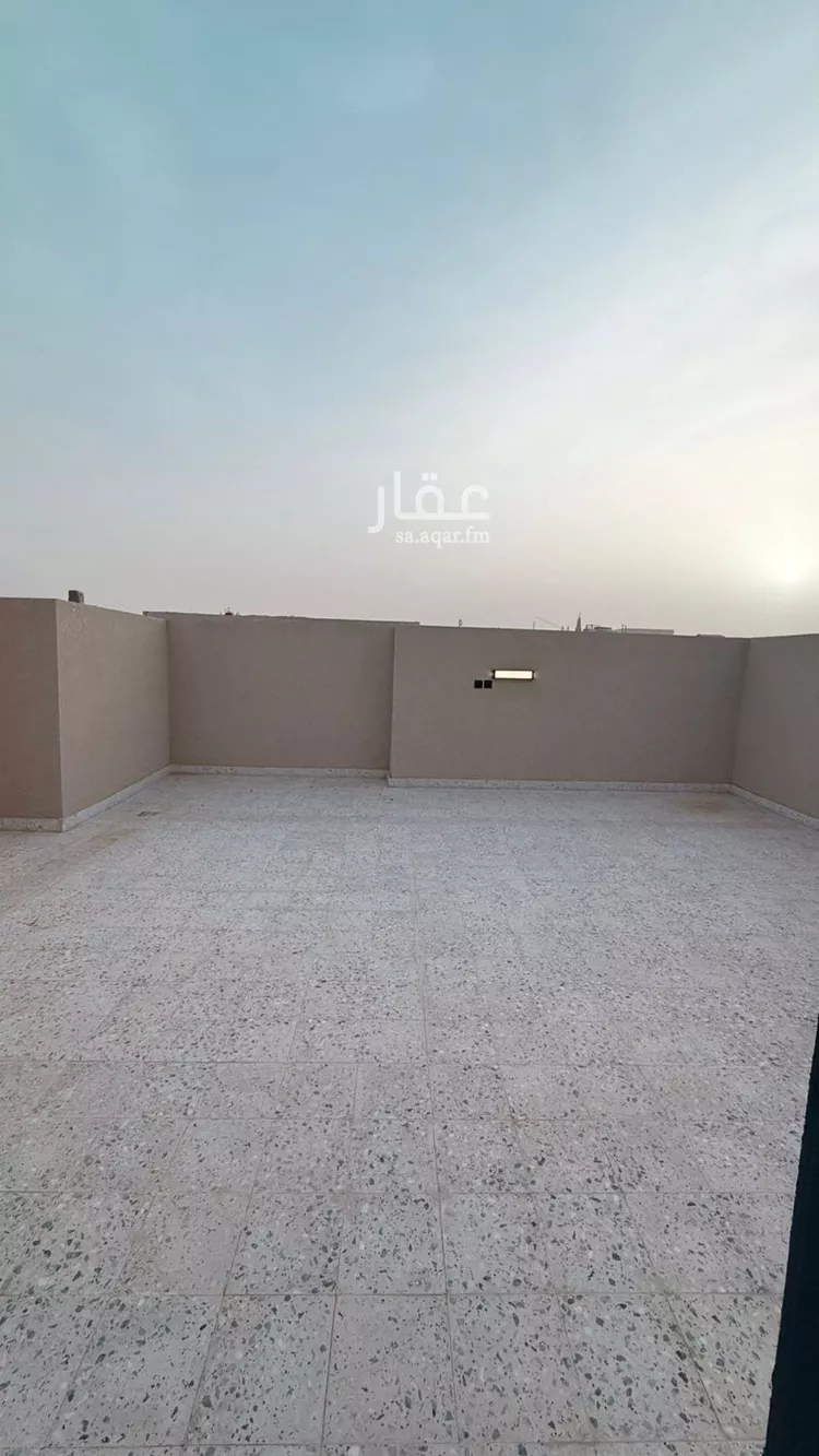 فيلا للبيع في شارع عبدالرحمن بن مفيريج, حي العريجاء الأوسط, مدينة الرياض, منطقة الرياض صورة 3