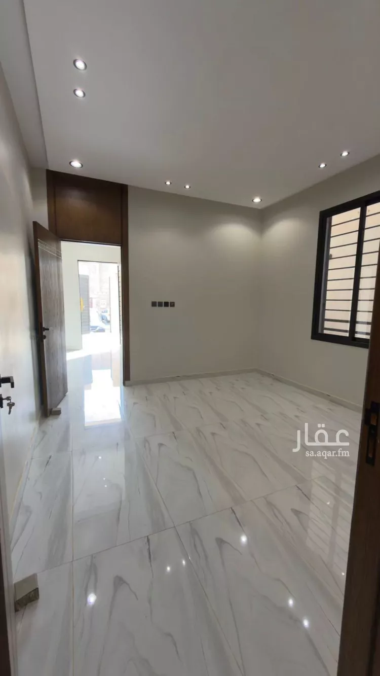 Floor for Sale in Riyadh Ad Dar Al Baida 9