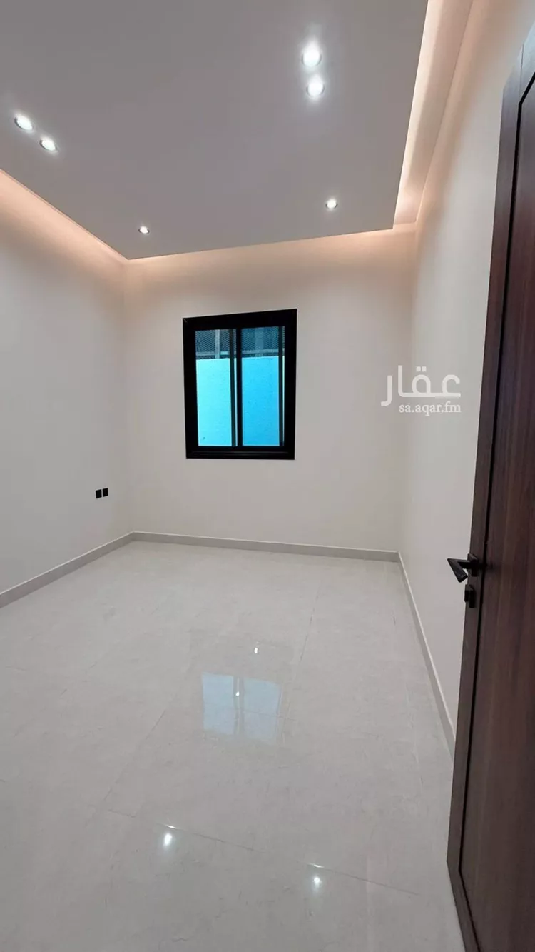 فيلا للبيع في شارع عبدالرحمن بن مفيريج, حي العريجاء الأوسط, مدينة الرياض, منطقة الرياض 6
