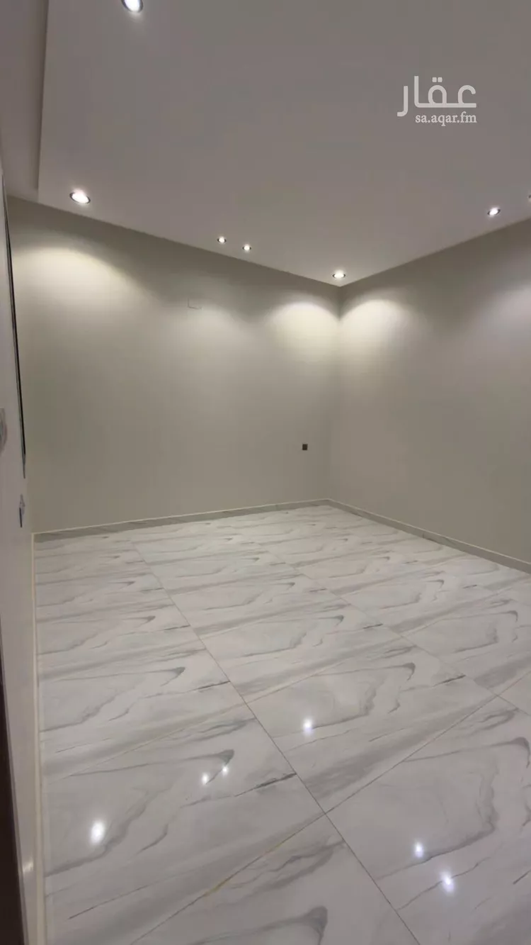 Floor for Sale in Riyadh Ad Dar Al Baida 12