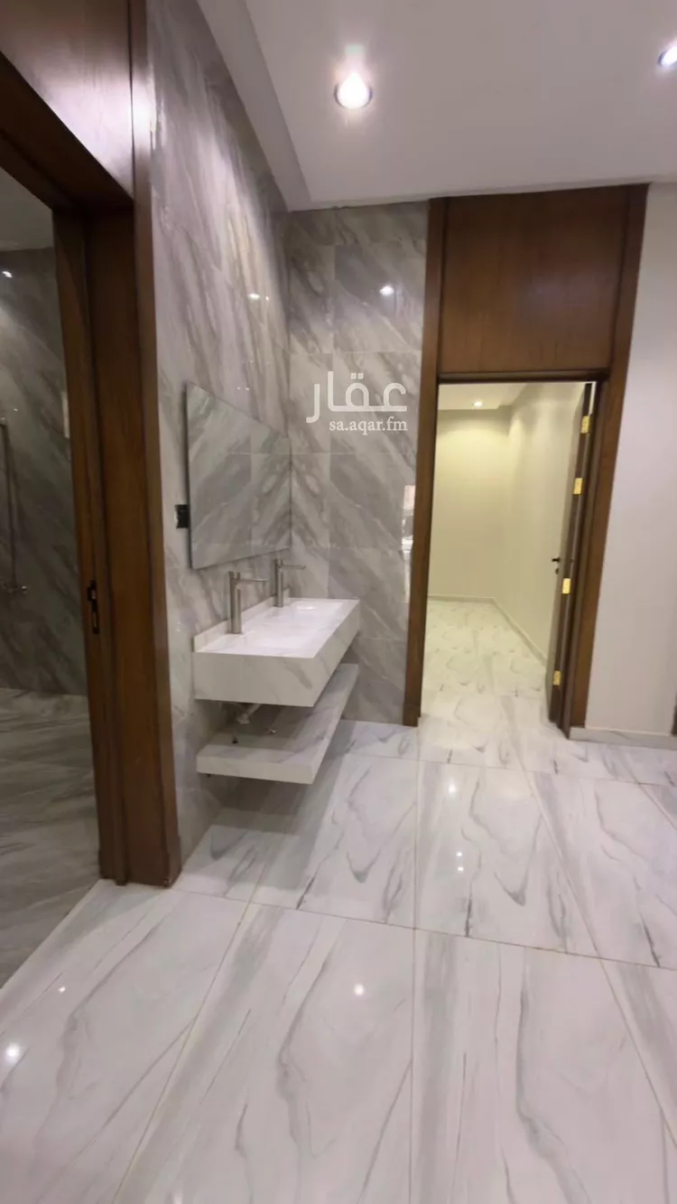Floor for Sale in Riyadh Ad Dar Al Baida 13