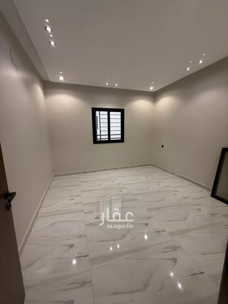 Floor for Sale in Riyadh Ad Dar Al Baida 8