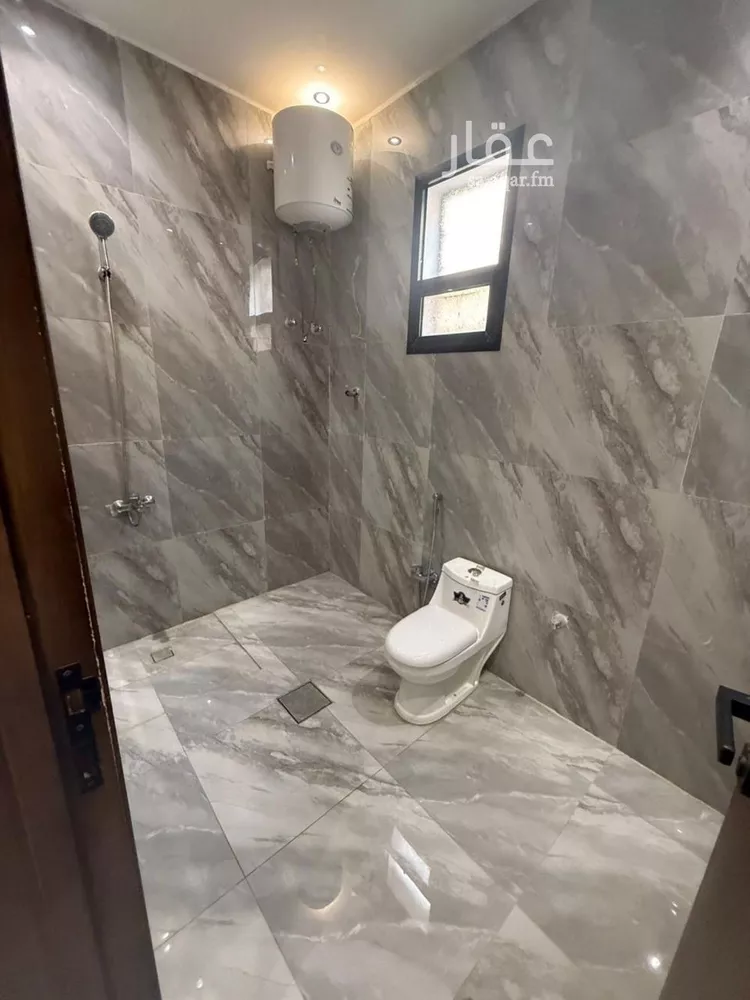 Floor for Sale in Riyadh Ad Dar Al Baida 11