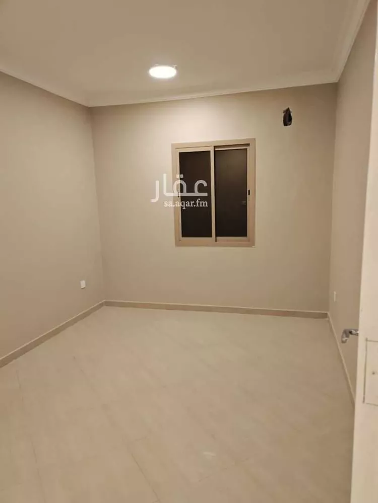 شقة للإيجار في شارع بن جبير, حي الجامعة, مدينة الظهران, المنطقة الشرقية صورة 2