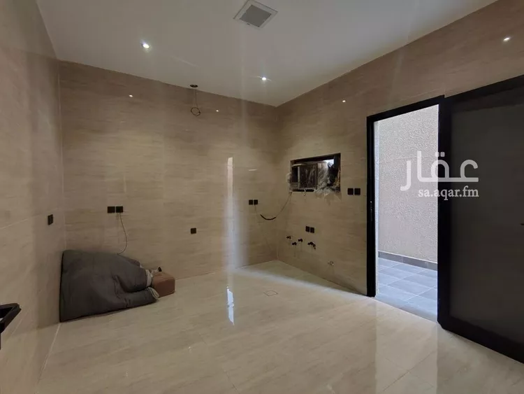 Villa for Sale in Riyadh Al Uraija Al Wusta 14