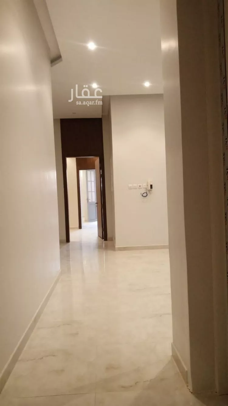 فيلا للبيع في شارع أحمد بن منيع, حي النهضة, مدينة الرياض, منطقة الرياض صورة 3