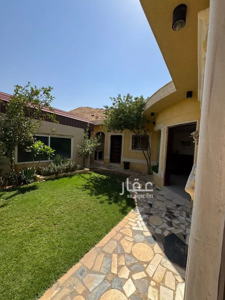 استراحة للبيع في شارع ابو اللحم الغفاري, مدينة قريه ديراب, منطقة الرياض صورة 4