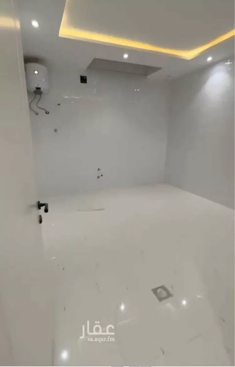 فيلا للبيع في شارع أبي يحيى القفصي ، حي الشفا ، الرياض ، منطقة الرياض صورة 4