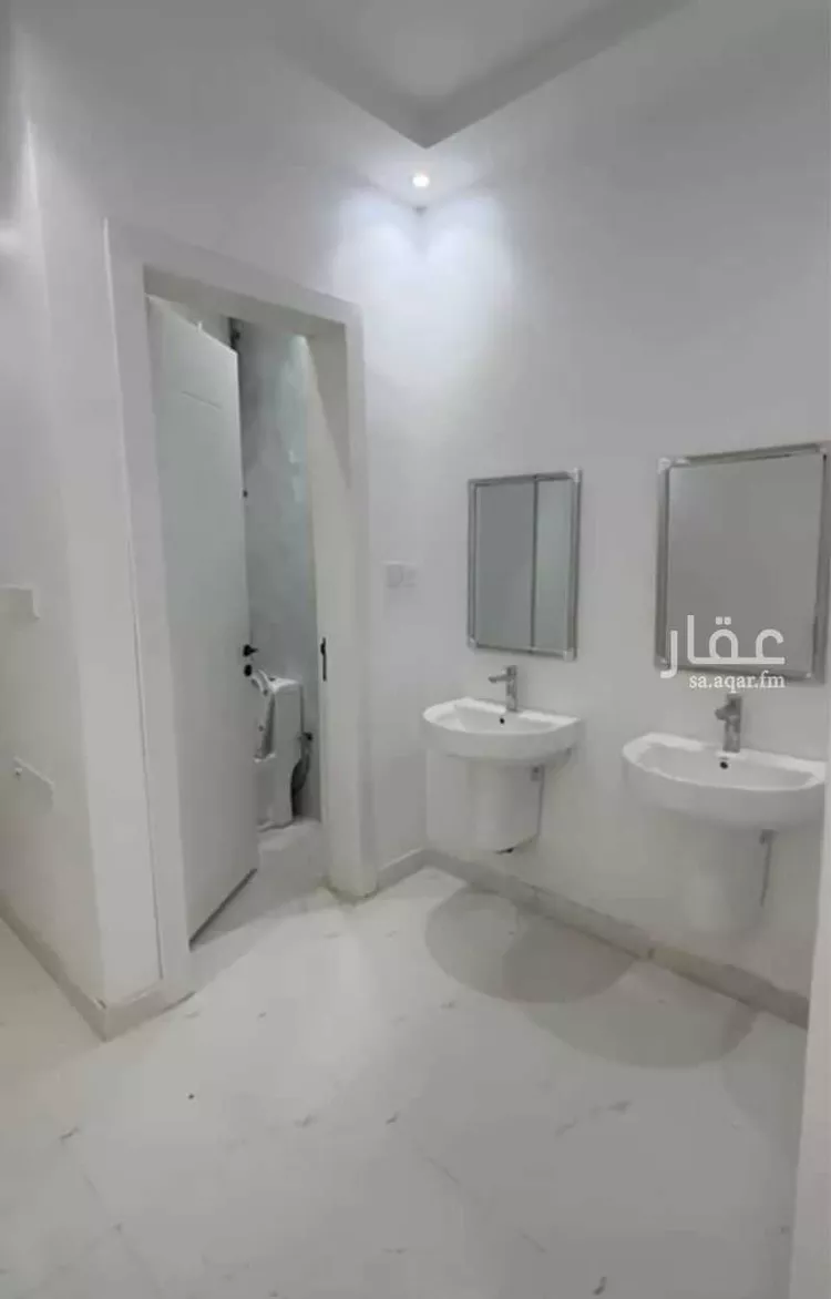 فيلا للبيع في شارع أبي يحيى القفصي ، حي الشفا ، الرياض ، منطقة الرياض صورة 3