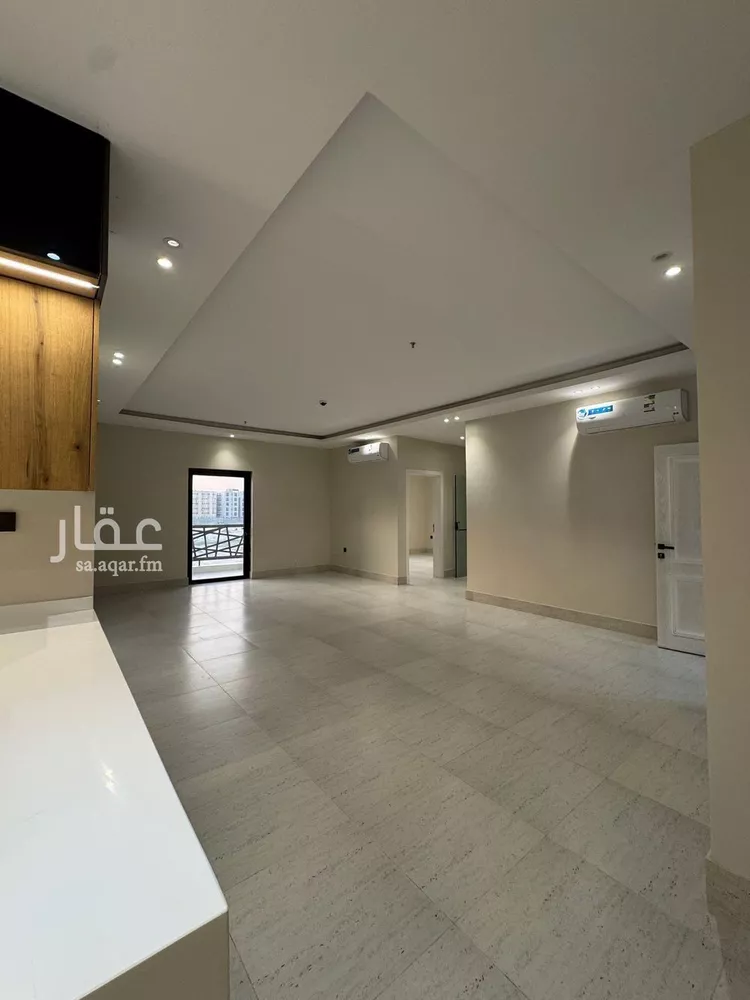 شقة للبيع في شارع العطايف, حي الحمراء, مدينة الخبر, المنطقة الشرقية