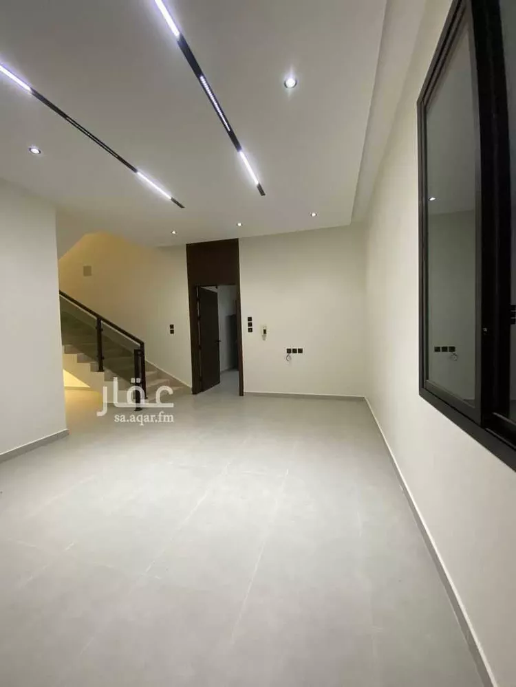 فيلا للبيع في شارع محمد بن أبي السعادات, حي عكاظ, مدينة الرياض, منطقة الرياض