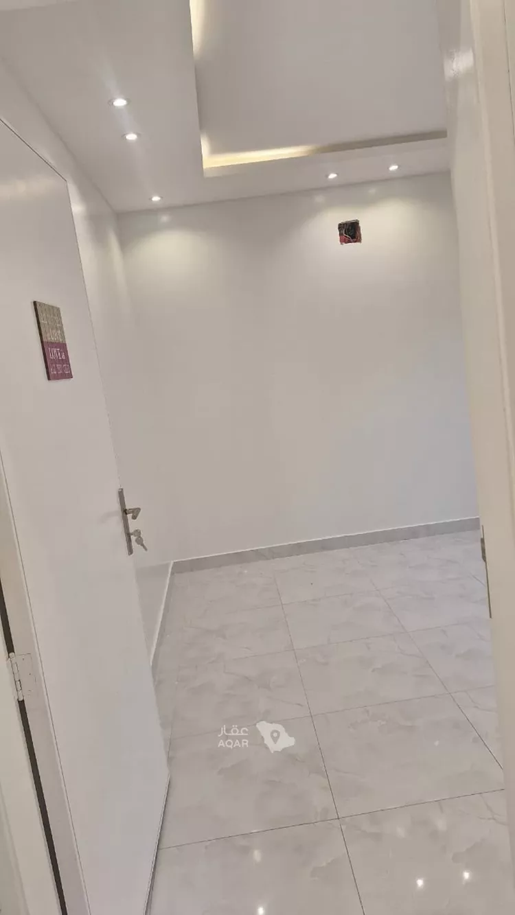 Apartment for Rent in Riyadh Al Arid 3