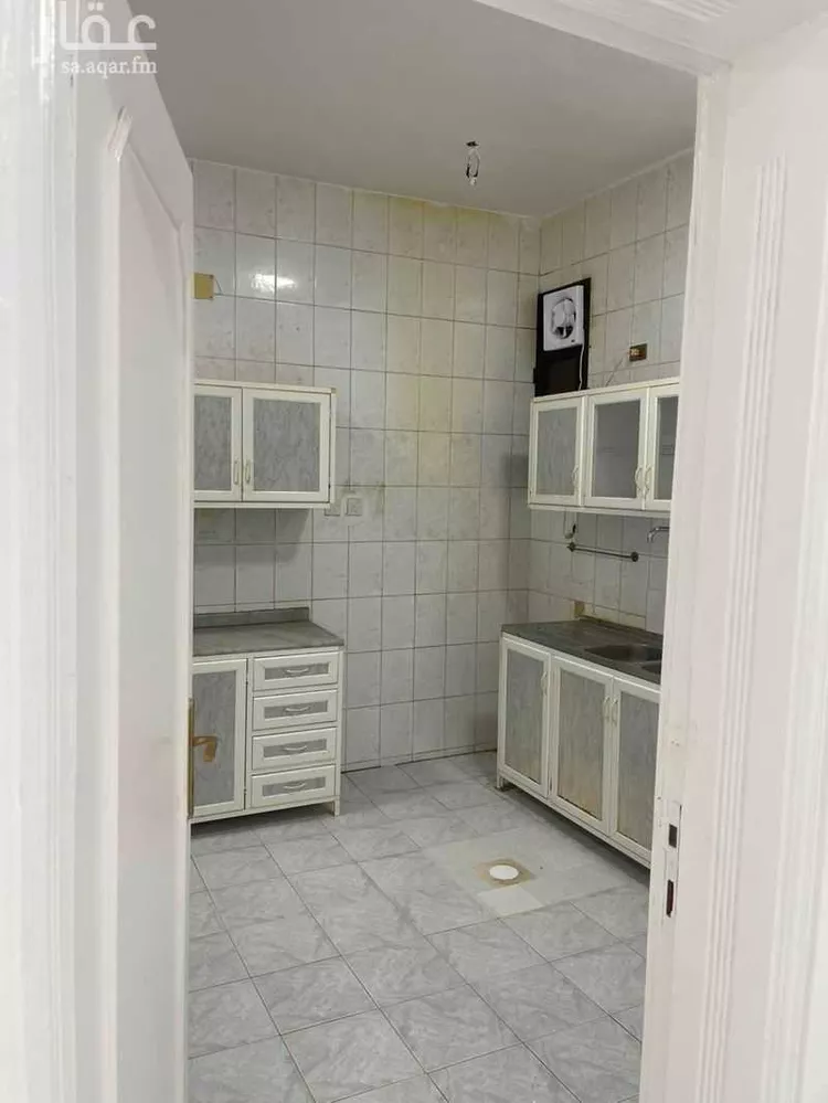 عمارة للإيجار في شارع ابن الدهان, حي أم الحمام الغربي, مدينة الرياض, منطقة الرياض 8