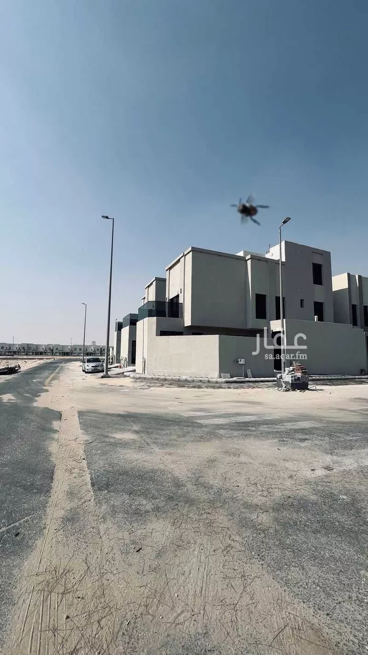 فيلا للبيع في شارع الزراعة, حي الأمواج, مدينة الخبر, المنطقة الشرقية