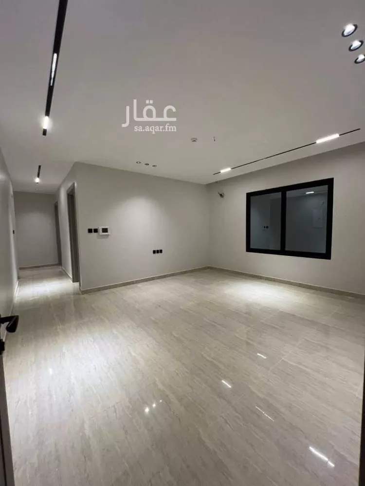 شقة للبيع في شارع الملك فهد بن عبدالعزيز سعود, حي الحمراء, مدينة الخبر, المنطقة الشرقية صورة 2