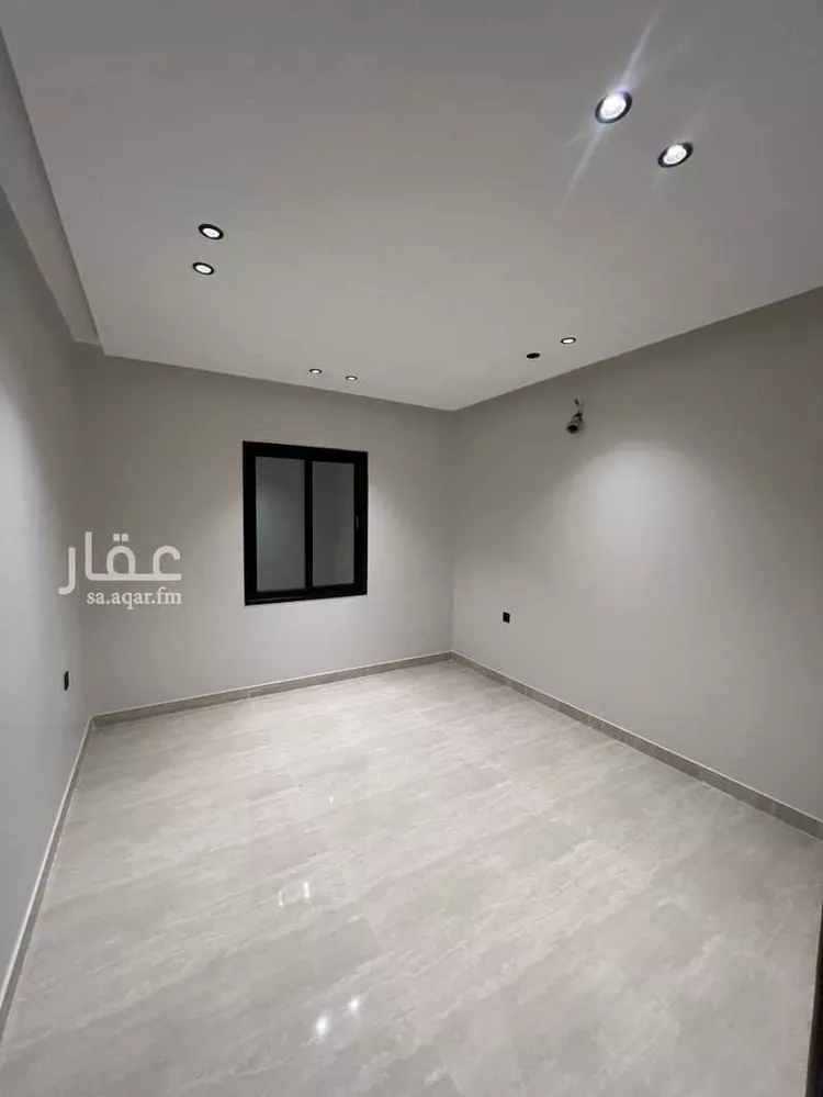 شقة للبيع في شارع الملك فهد بن عبدالعزيز سعود, حي الحمراء, مدينة الخبر, المنطقة الشرقية صورة 3