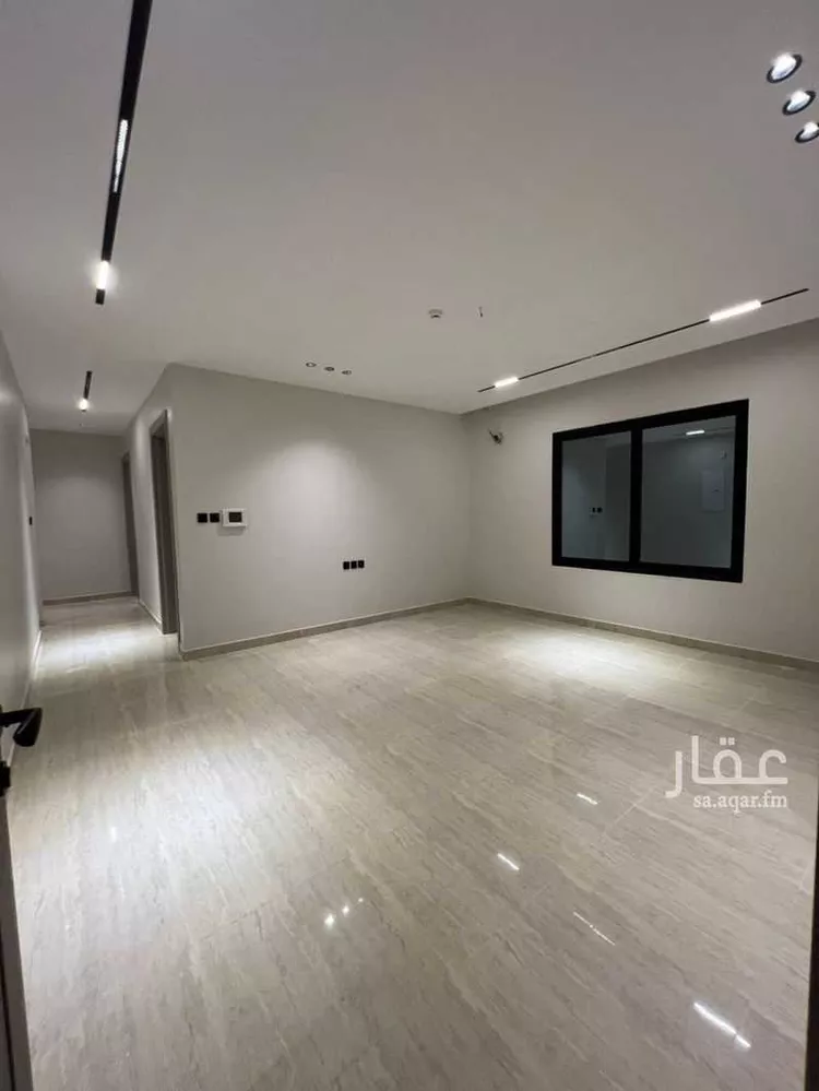 شقة للبيع في شارع الملك فهد بن عبدالعزيز سعود, حي الحمراء, مدينة الخبر, المنطقة الشرقية صورة 2