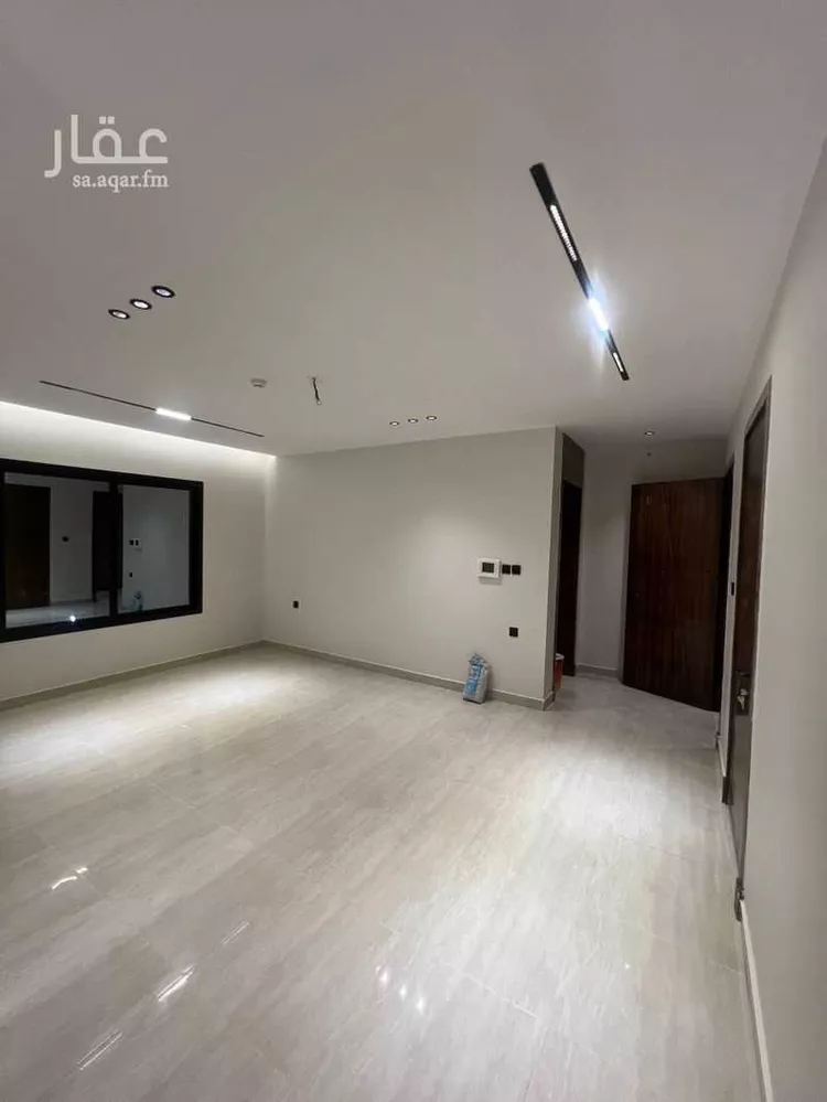 شقة للبيع في شارع القرية العليا, حي الحمراء, مدينة الخبر, المنطقة الشرقية صورة 2