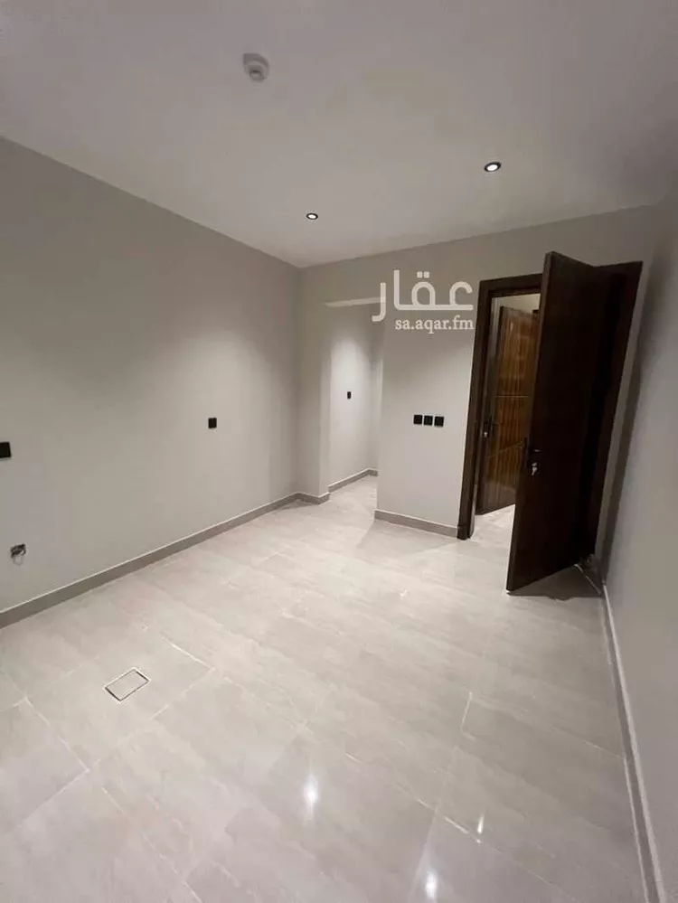 شقة للبيع في شارع الملك فهد بن عبدالعزيز سعود, حي الحمراء, مدينة الخبر, المنطقة الشرقية صورة 5