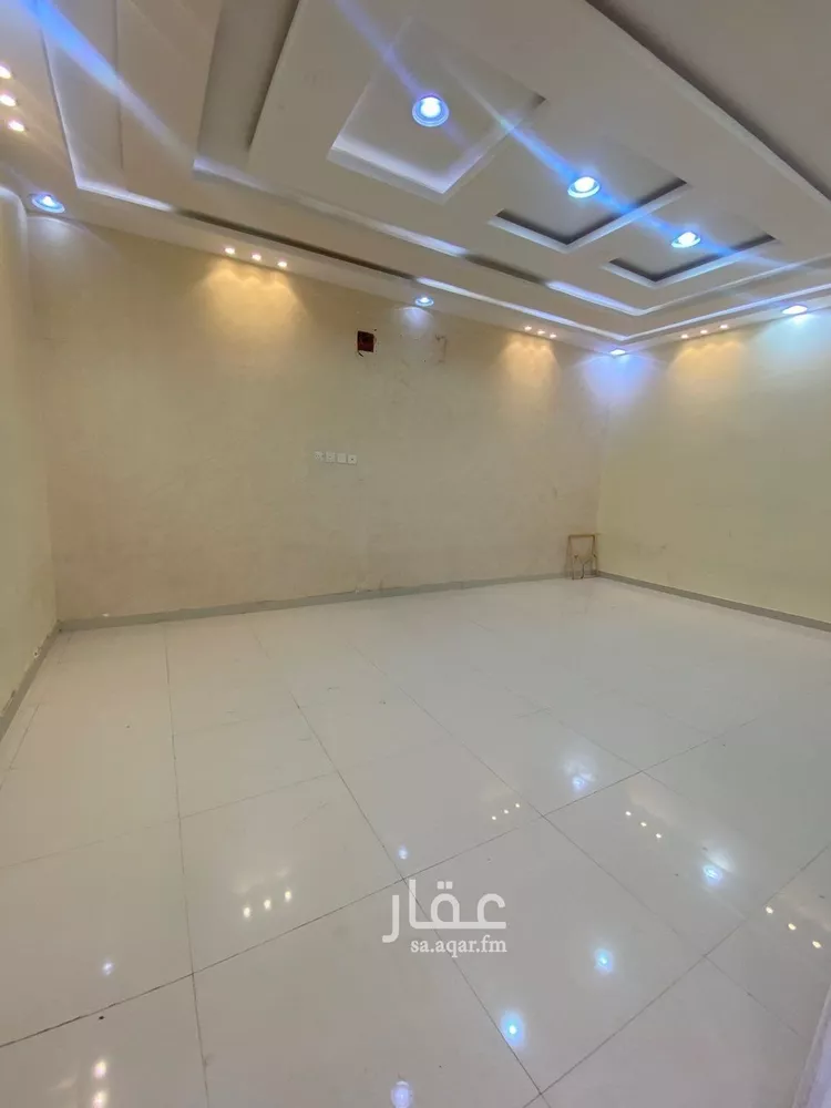 فيلا للإيجار في شارع المنصورة, حي ظهرة لبن, مدينة الرياض, منطقة الرياض صورة 2