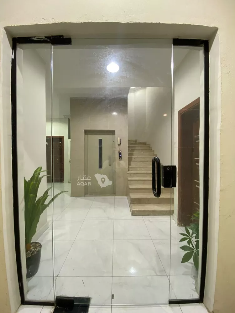 شقة للإيجار في شارع حارثة بن عدي, حي الوزارات, مدينة الرياض, منطقة الرياض 6